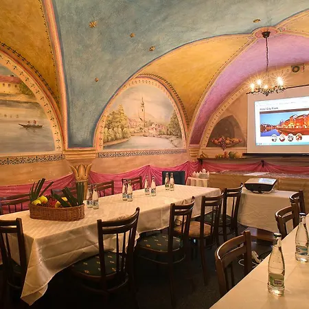 Hotel City Pisek Hotel 3*