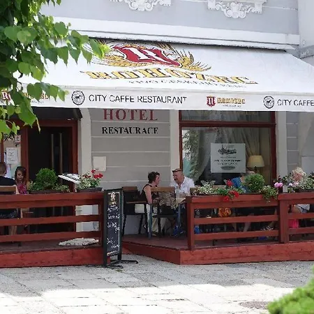 City Hotel