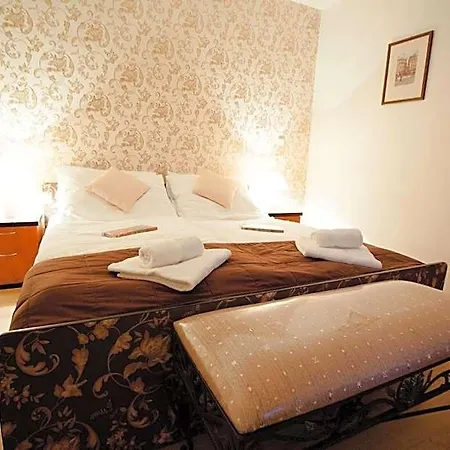 Hotel City Pisek 3*