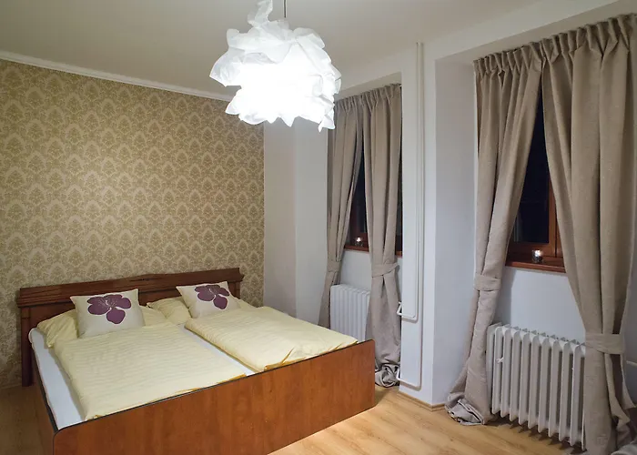 Hotel City Pisek فندق