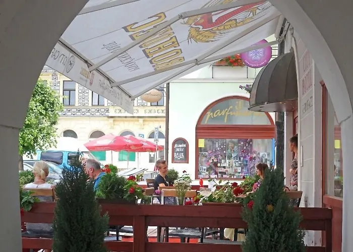 Hotel City Pisek فندق بايسك